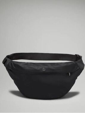 LULULEMON - Classic Belt Bag 3.5L in Black Nylon